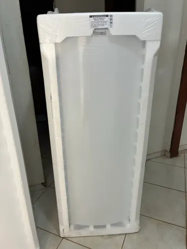 Freezer consul 254 litros na caixa sem uso