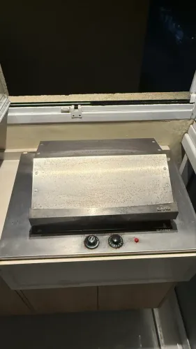Churrasqueira de embutir elétrica 