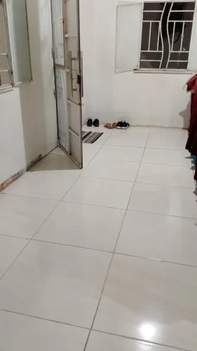Vende se uma casa 