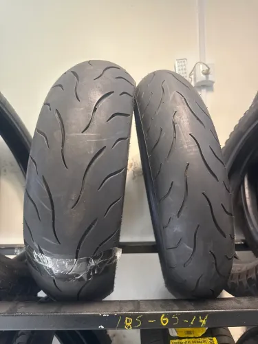Par Pneus 120/70R17 e 160/60R17 Semi Novos
