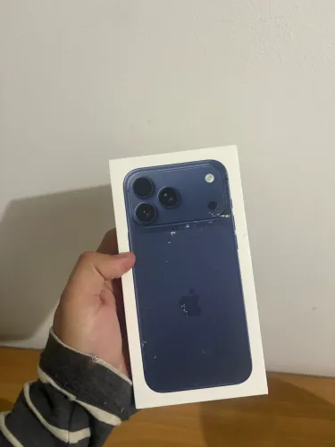 iPhone 17 pro max