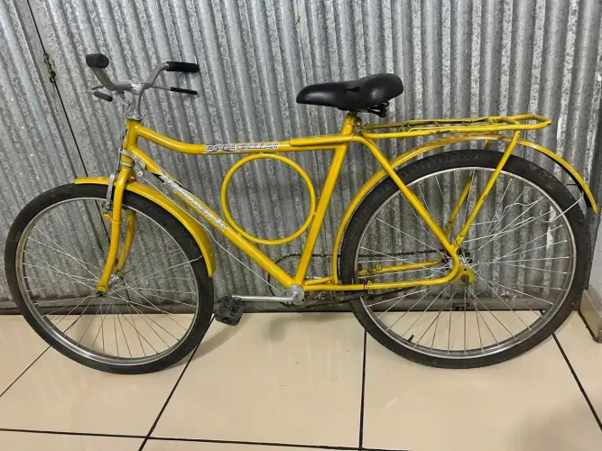Monark Barra Circular Amarela - Clássica, em Bom Estado