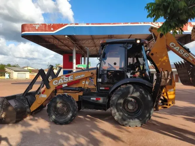 Retroescavadeira CASE 580N