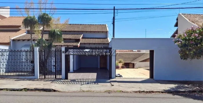 Casa à venda no Conjunto Habitacional Saltinho, região sul de Londrina