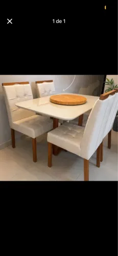 Mesa de jantar 4 lugares
