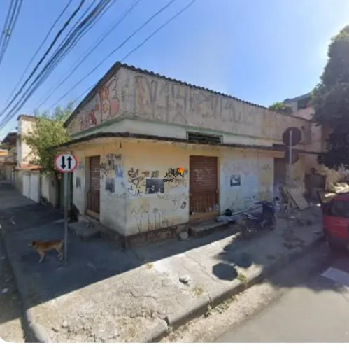 Lote de Esquina com 429 m² Excelente Oportunidade