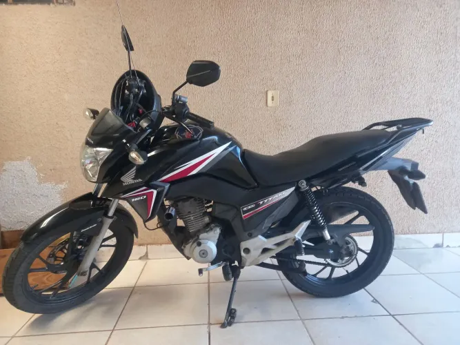Titan 160 somente venda ,13 mil