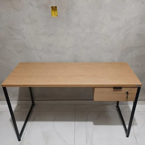 Mesa Escrivaninha