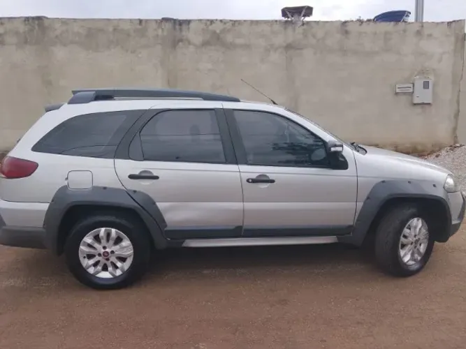 Fiat Palio Weekend Adventure Locker 1.8 Flex 2014