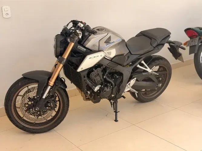 Moto Honda CB 650r