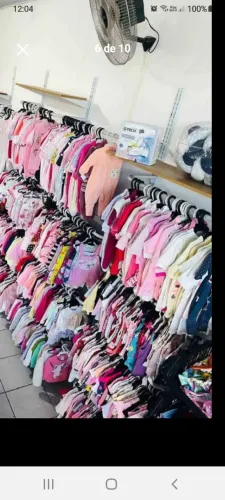 120 peça de roupas infantil tamanhos  12,14,16  indeal prá brecho ou uso próprio 