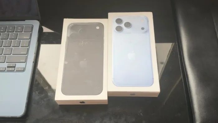iPhone 18 Pro Max - 256 GB - Lacrado (Black ou Glacial)