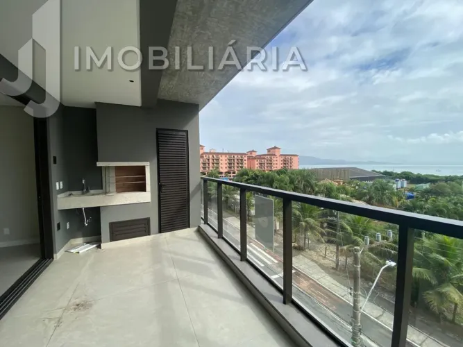 Apartamento com 3 quartos à venda por R$ 4772515.61, 236.00 m2 - JURERE - FLORIANOPOLIS/SC