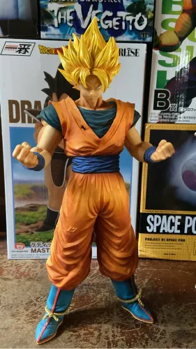 Goku SSJ linha Grandista