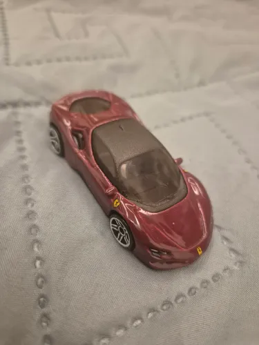 Hotwheels ferrari sf90