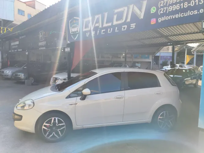 Fiat Punto Essence Dualogic 1.6 Flex 16V 5P 2014