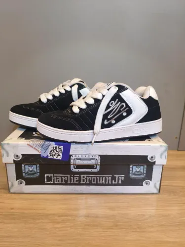 Tênis de Skate Qix Chorão Lado B