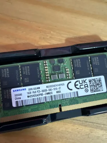 Memoria Ram notebook DDR5 16GB, 5600Mhz , original marca samsung.