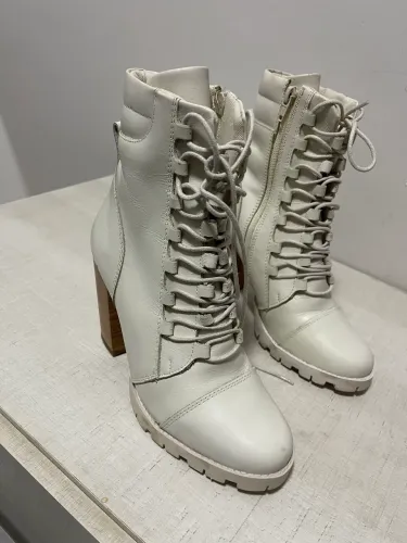 Bota cano alto feminina