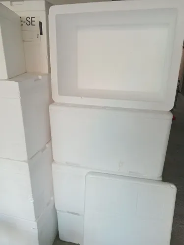 Caixa de isopor 120 litros