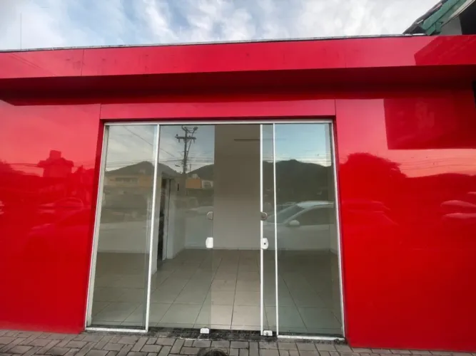Cjto Comercial_Sala para alugar por R$ 2000.00, 30.00 m2 - CENTRO - JARAGUA DO SUL/SC