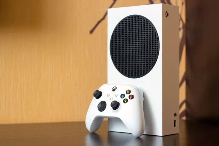 Xbox Series S 512gb + 2 controles