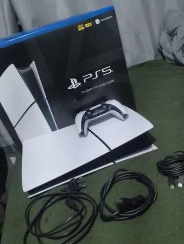 PS5 slim TOPZERA com 5 meses de uso 