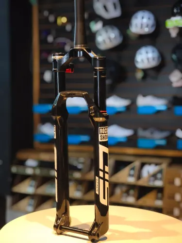 Suspensão RockShox Sid Ultimate Flight Attendant 120mm Preta