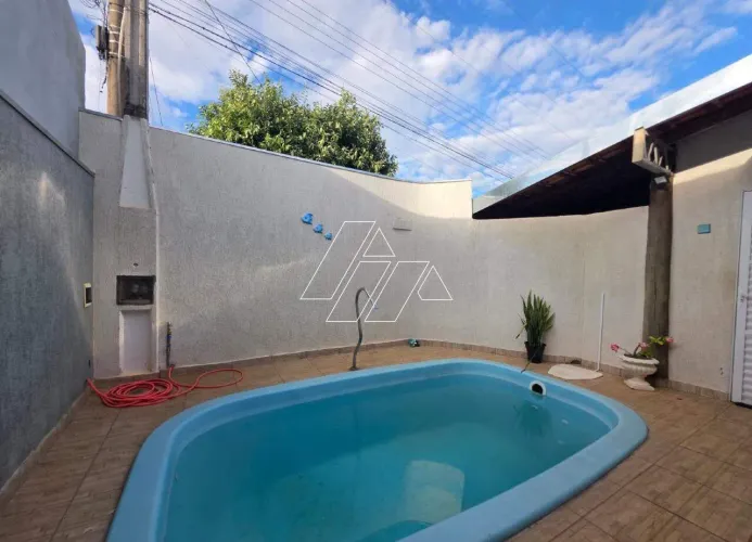 Casa à venda em Marília/SP (Jd. Altos do Palmital) com piscina e churrasqueira