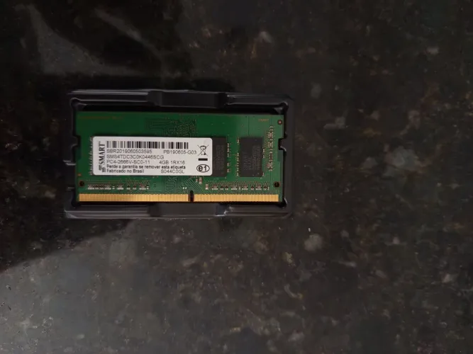 Memória RAM DDR4 4GB 2666MHz - Ótimo estado!