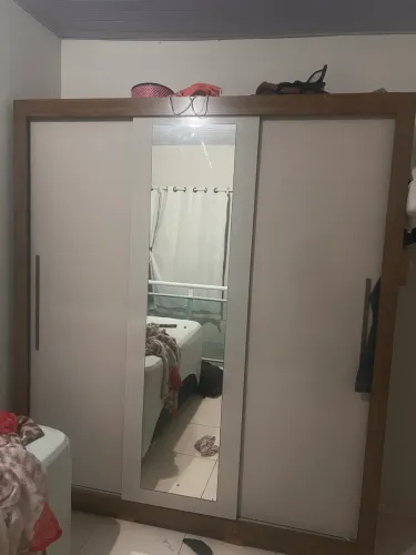 Guarda roupa de casal