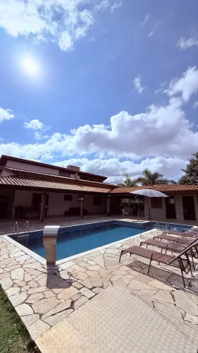 Linda chácara a venda!!! Laser, conforto e uma arquitetura diferenciada!!!