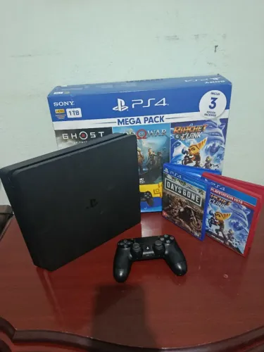 PS4 slim