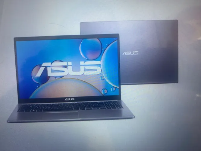 Vendo Notebook ASUS X515KA-BR309WS - SSD 128GB - Tela 15,6? - Semi Novo