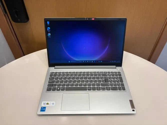 Notebook Lenovo Core i3 12º geração novíssimo