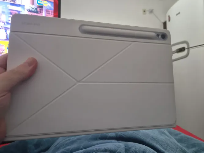 Vendo tab s10 fe plus quero nele 3500 no pix chama ok valeu e novo ele . Ok 