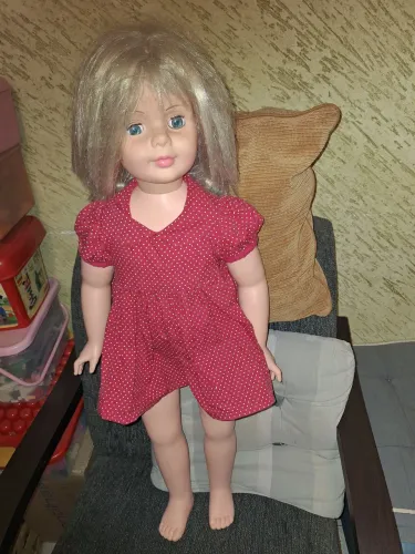 Boneca amiguinha anos 90 e raiwbow ruby 