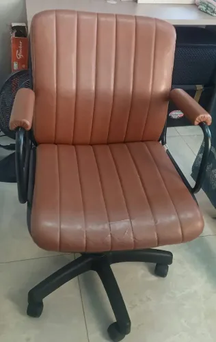 Vendo cadeira de escritório