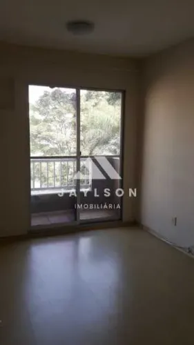 Apartamento : / Residencial / Praça Seca