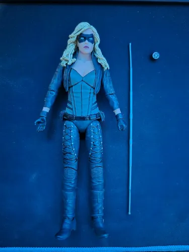 Canario negro arrowverse
