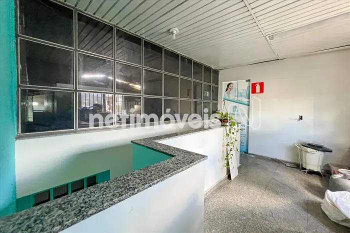 Sala 80m²; para locação no São João Batista