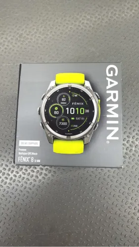Garmin fenix 8 amoled , titanium , solar  51mm.  Amarelo 
