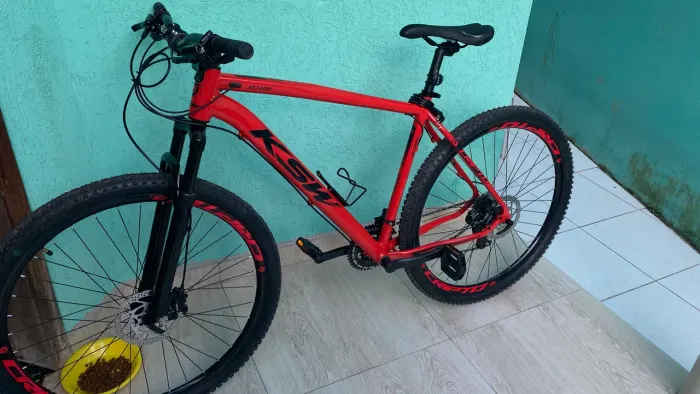 Bike KSW XLT 100 aro 29 - Semi nova (freio hidráulico)