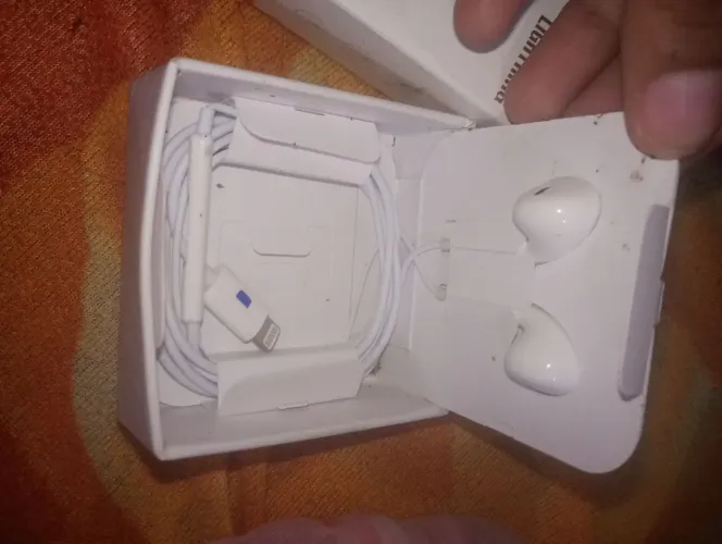PRODUTO NUNCA USADO, apenas aberto para conferir o conteúdo da caixa.