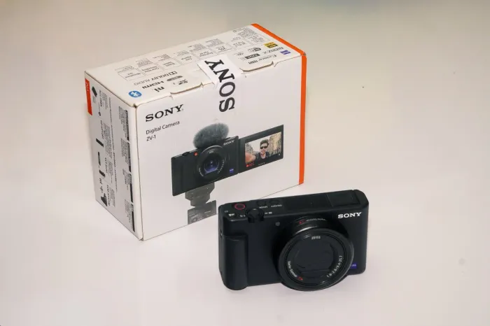 Câmera Sony Zv-1 4k 20.1mp (EQUIVALENTE A CANON G7X)