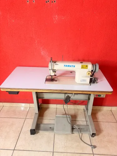 Maquina de costura
