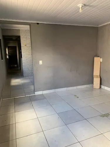 Alugo casa de 2 quartos na 510 do recanto das emas