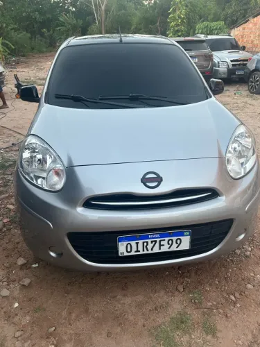 Nissan March SV 1.6 16V Flex Fuel 2013
