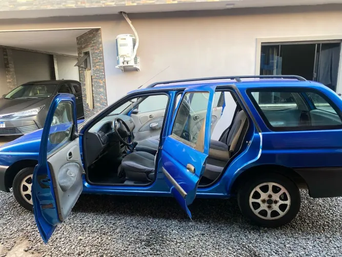 Ford Escort S.W GL 1.8i 16V 1998