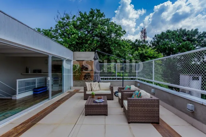 Casa em Condominio à Venda no Alto da Boa Vista - 471 m²